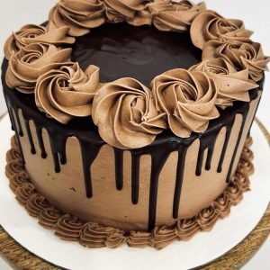 Harmony in Chocolate: The 1-Pound White and Dark Chocolate Cake"