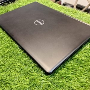 DELL E5580 i5-7TH | 8GB | 256 M2/SSD | 15.6" Screen
