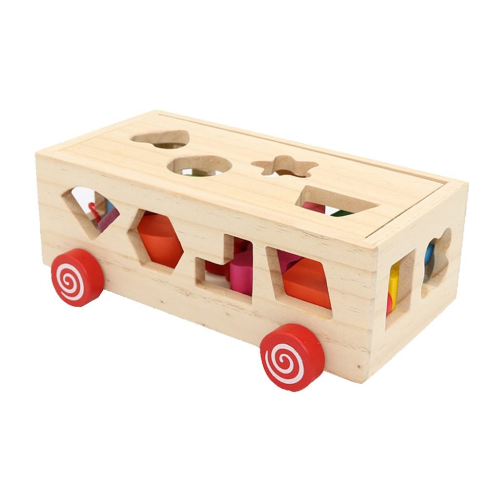 Wooden-Pull-Along-Toy-Car-2.jpg
